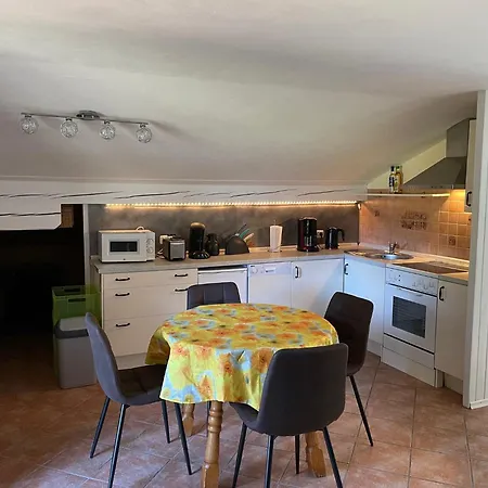 Im Gruenen Apartment